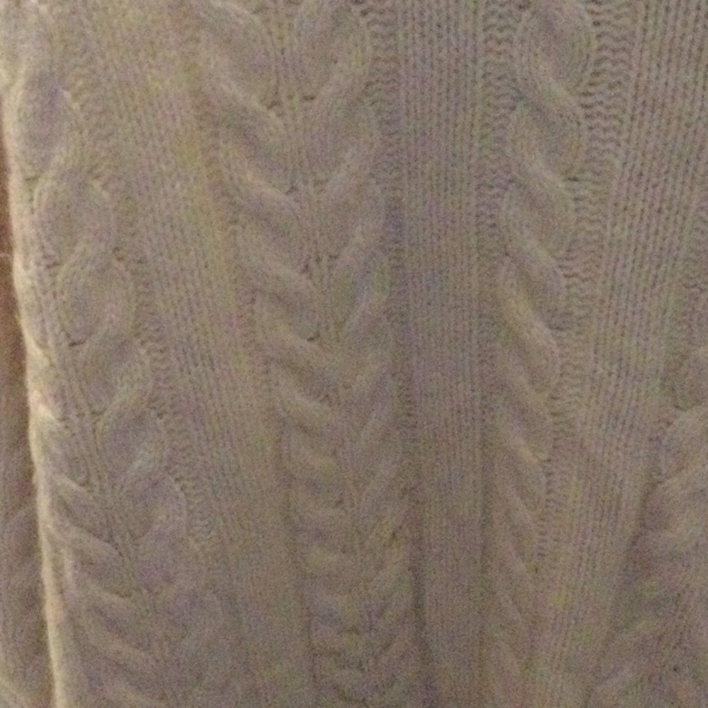 Neiman Marcus cashmere sweater - Picture 3 of 9